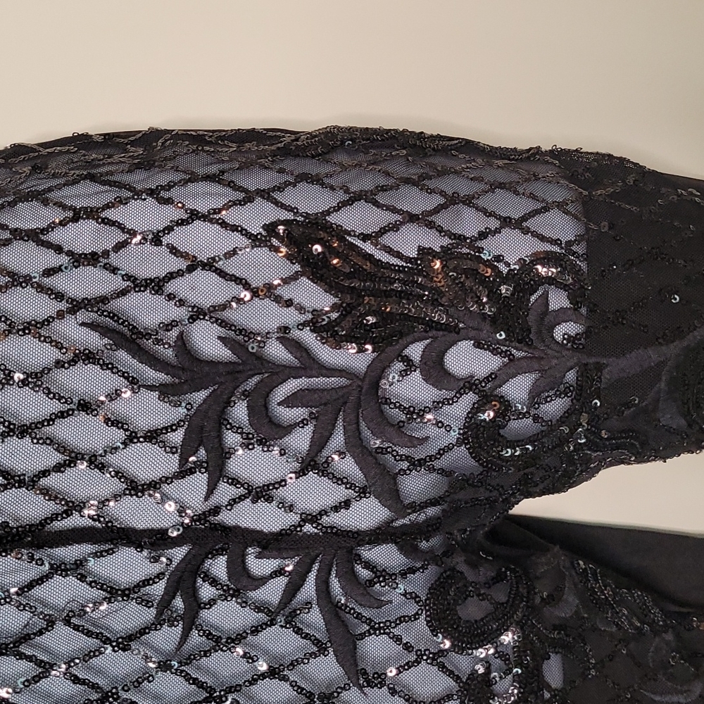 Sequined body suit! - Picture 4 of 6